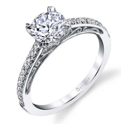 Amorette - Classic Solitaire Engagement Ring